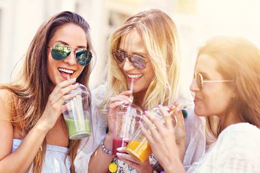 9 Best Smoothie Places in Maryland!